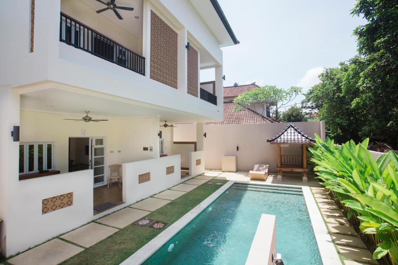 Donguri House Bali Bed & Breakfast Jimbaran  Exterior photo
