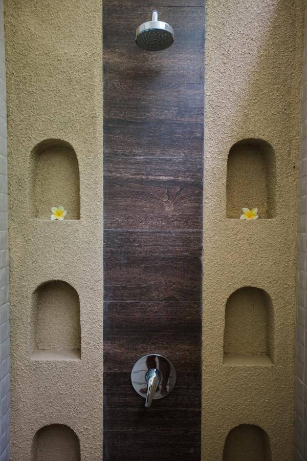 Donguri House Bali Bed & Breakfast Jimbaran  Exterior photo