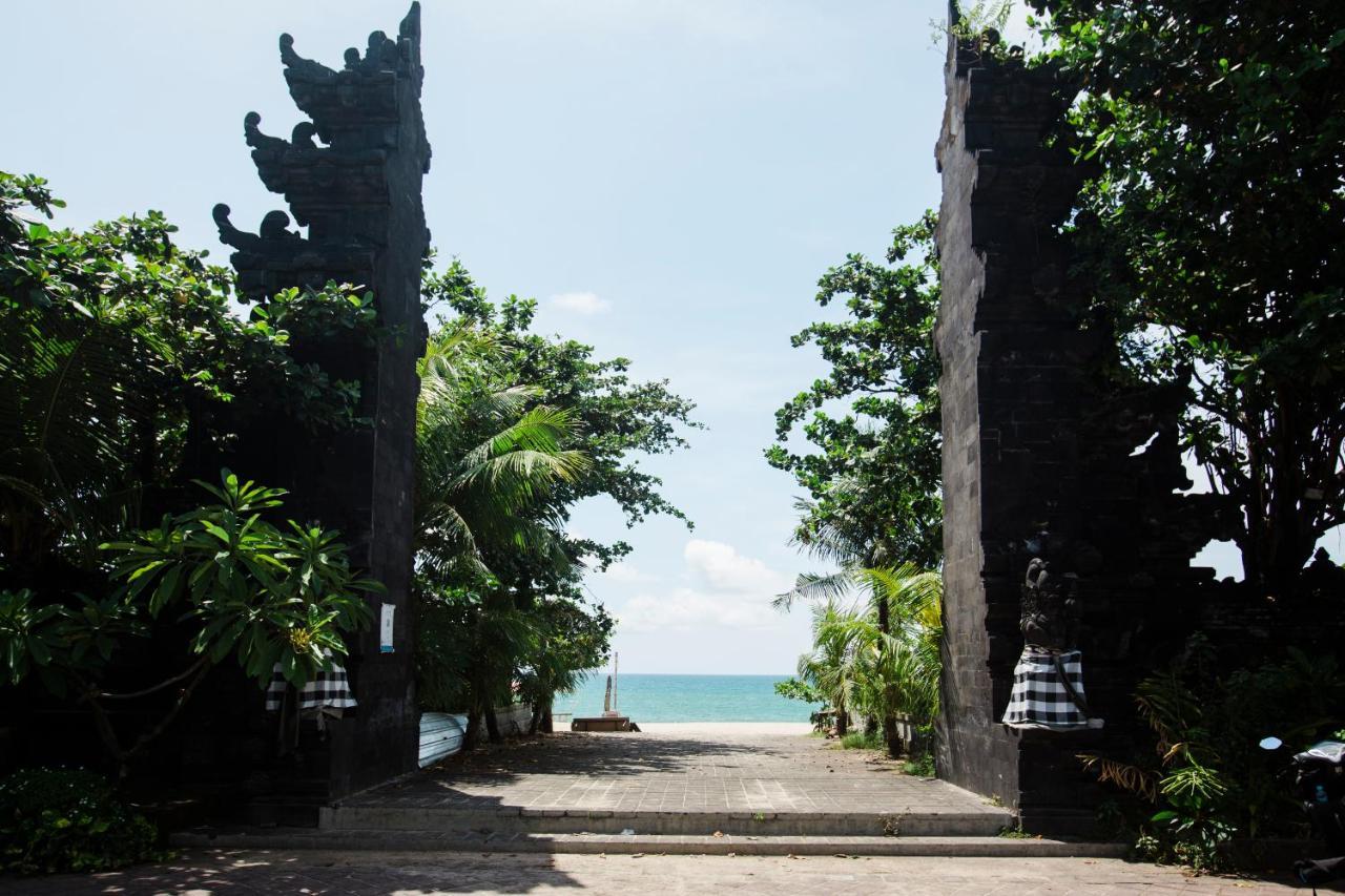 Donguri House Bali Bed & Breakfast Jimbaran  Exterior photo